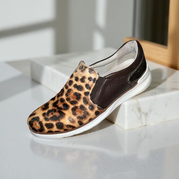 Women’s Johston & Murphy Callie Leather & Leopard Print Slip On Loafers Size 9 - Picture 1 of 9